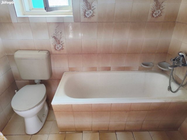 Eladó családi ház, Dalmandon 23.5 M Ft, 4 szobás