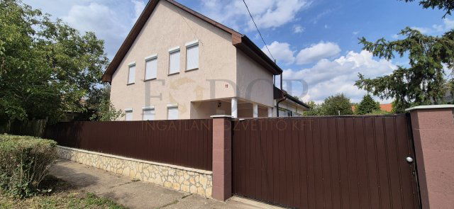 Eladó családi ház, Vecsésen 79.9 M Ft, 3 szobás
