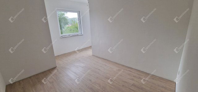 Eladó téglalakás, Miskolcon 79.9 M Ft, 4 szobás