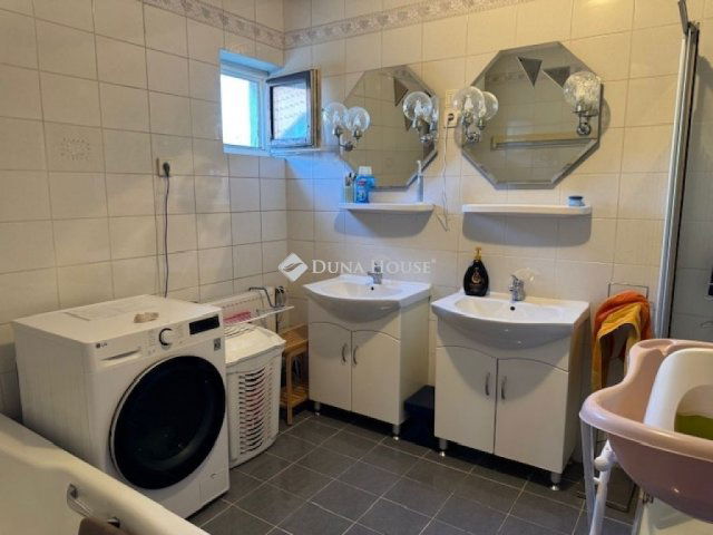 Eladó családi ház, Budapesten, XXII. kerületben 172.9 M Ft