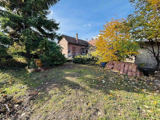 Eladó családi ház, Dunakeszin 59 M Ft, 3 szobás