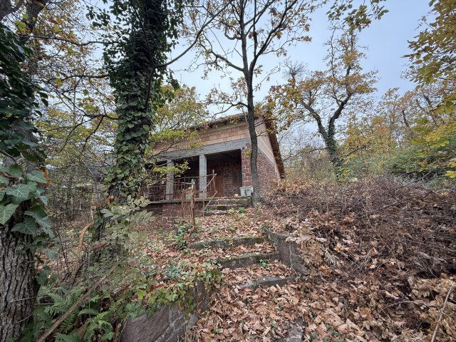 Eladó nyaraló, Balatonalmádiban 64.9 M Ft, 4 szobás