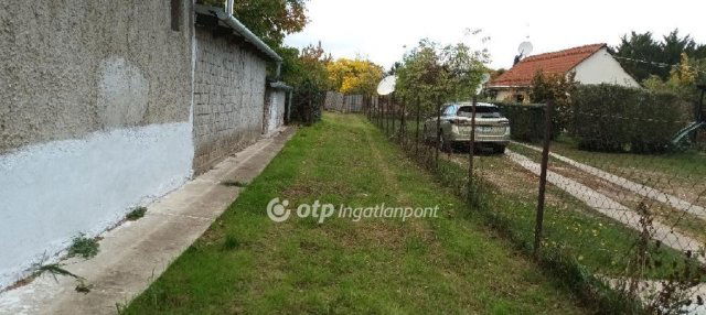 Eladó telek, Martonvásáron 45 M Ft / költözzbe.hu