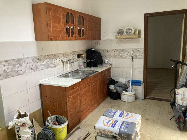 Eladó családi ház, Ságváron 38 M Ft, 2 szobás