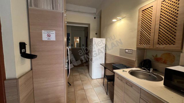 Kiadó téglalakás, albérlet, VII. kerületben, Thököly úton