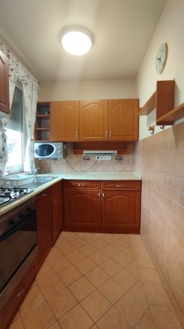 Kiadó téglalakás, albérlet, Debrecenben 230 E Ft / hó, 2 szobás