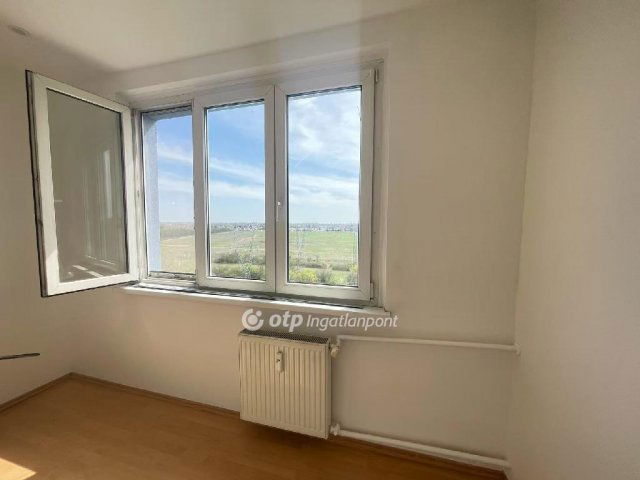 Eladó panellakás, Budapesten, XV. kerületben 49.9 M Ft