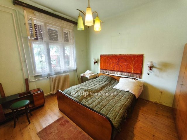 Eladó családi ház, Budapesten, XIX. kerületben 77 M Ft, 3 szobás