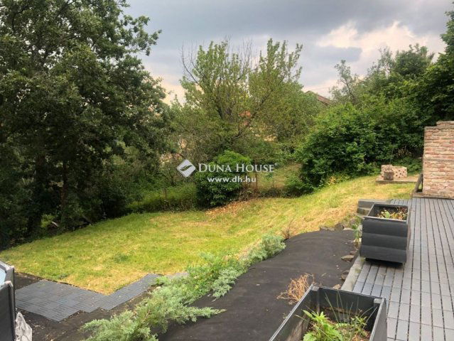 Eladó családi ház, Érden 129 M Ft, 4+1 szobás