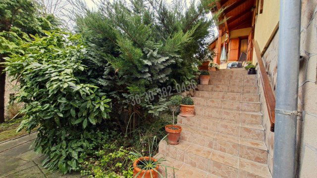 Eladó családi ház, Verőcén 185 M Ft, 5 szobás