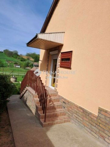 Eladó családi ház, Erdősmecskén 32 M Ft, 3 szobás