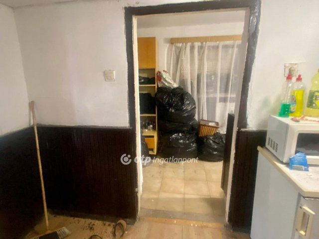 Eladó családi ház, Tarnaörsön 10.99 M Ft, 2 szobás