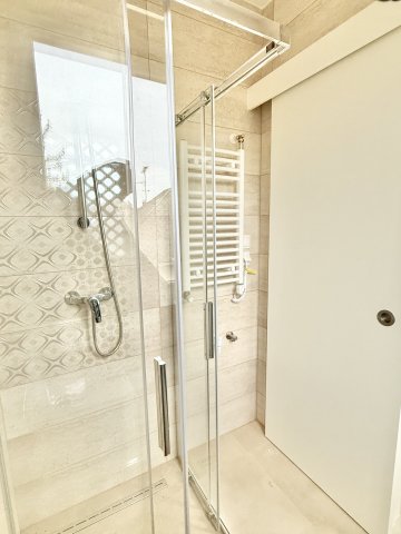 Eladó téglalakás, Debrecenben 57.5 M Ft, 1+1 szobás