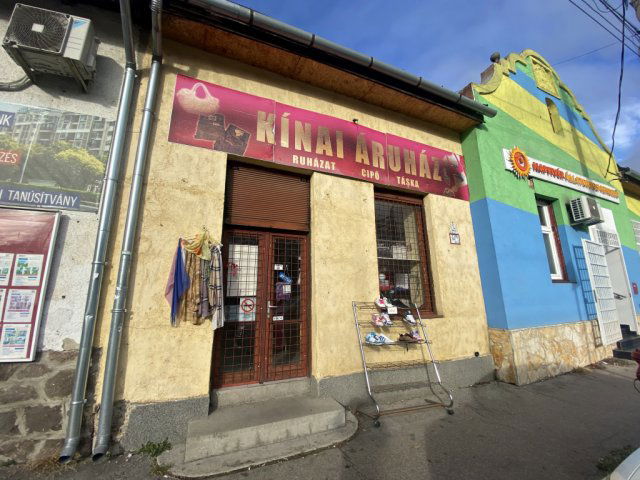 Eladó üzlethelyiség, Budapesten, XVI. kerületben 155 M Ft