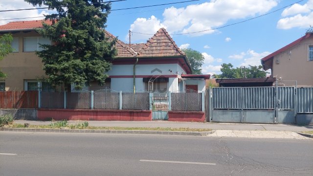 Eladó családi ház, Budapesten, XX. kerületben 64.9 M Ft