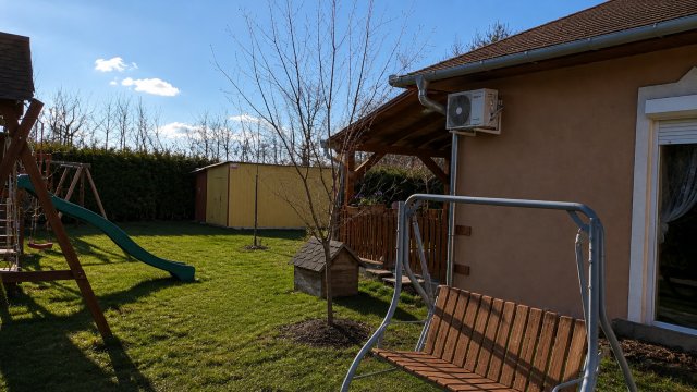 Eladó családi ház, Ráckevén 89.9 M Ft, 3 szobás