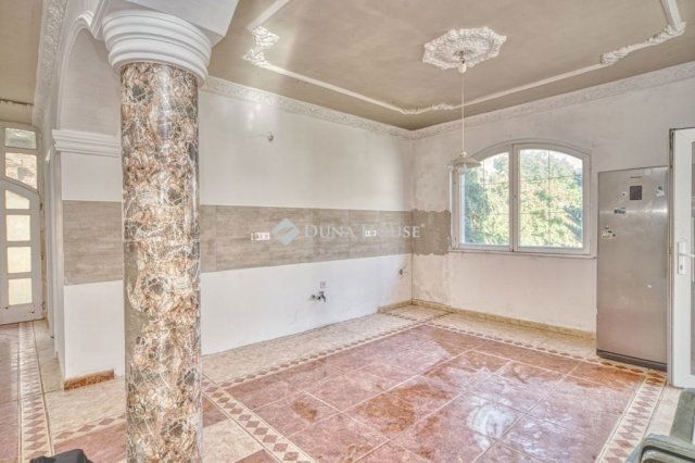 Eladó téglalakás, Budapesten, XVIII. kerületben 100 M Ft