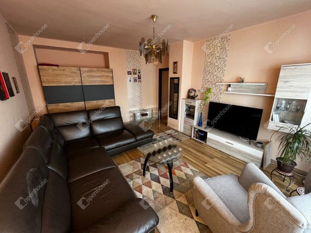 Eladó téglalakás, Debrecenben 51.999 M Ft, 1 szobás