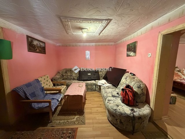 Eladó családi ház, Siklósnagyfalun 17.5 M Ft, 4 szobás