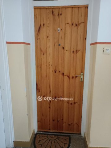 Eladó téglalakás, Békéscsabán 33.9 M Ft, 2 szobás