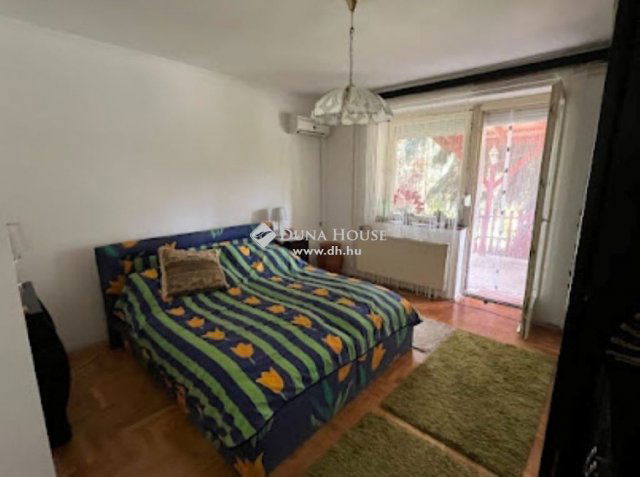 Eladó családi ház, Szigetszentmiklóson 109 M Ft, 4 szobás