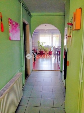 Eladó téglalakás, Nagyszentjánoson 74.9 M Ft, 4 szobás