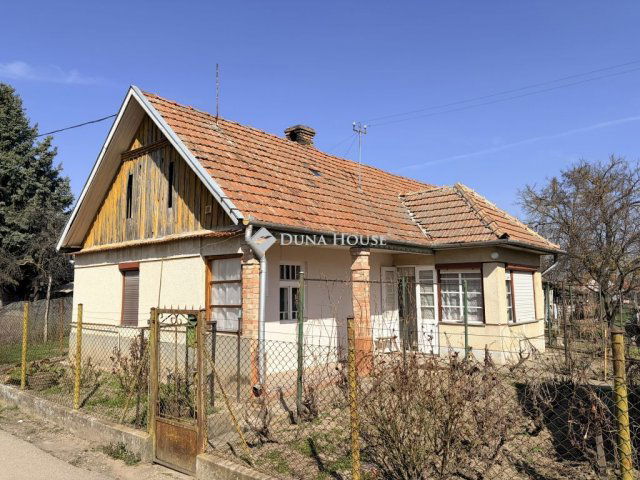 Eladó családi ház, Pándon, Toldi Miklós utcában 22.9 M Ft