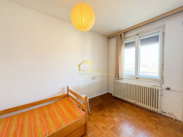 Eladó téglalakás, Győrött, Liszt Ferenc utcában 55 M Ft