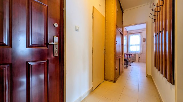 Eladó téglalakás, Kecskeméten 39 M Ft, 2 szobás