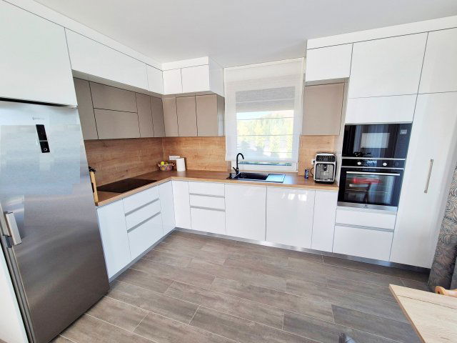 Eladó ikerház, Délegyházán 109.999 M Ft, 5 szobás