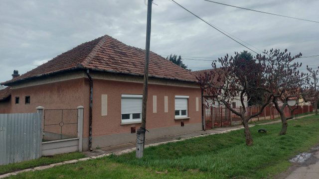 Eladó családi ház, Csorváson 18.4 M Ft, 3 szobás