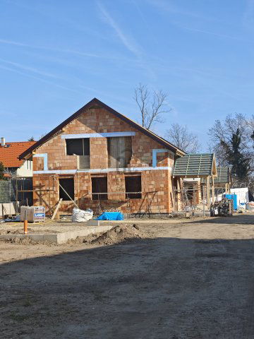 Eladó ikerház, Taksonyon 129.9 M Ft, 5 szobás