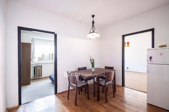 Eladó panellakás, Budapesten, X. kerületben 77.9 M Ft, 3 szobás