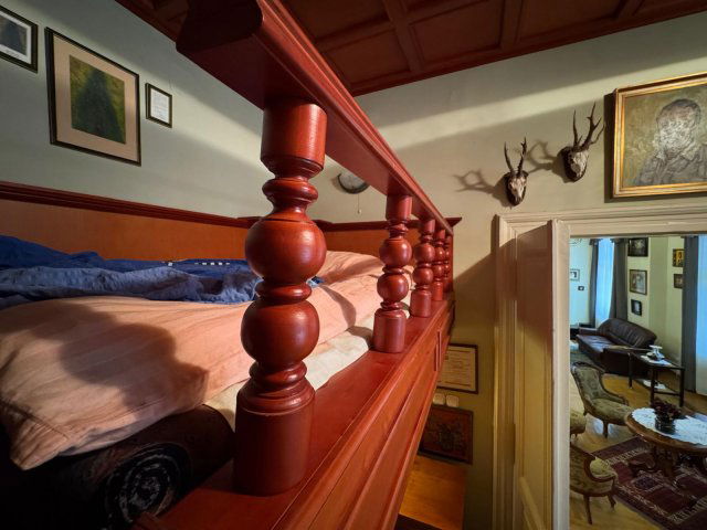 Eladó családi ház, Kaposváron 250 M Ft, 7 szobás