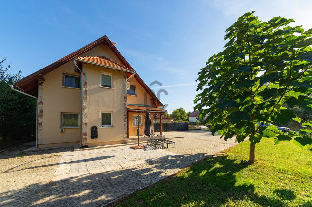 Eladó téglalakás, Sülysápon 75.9 M Ft, 3 szobás