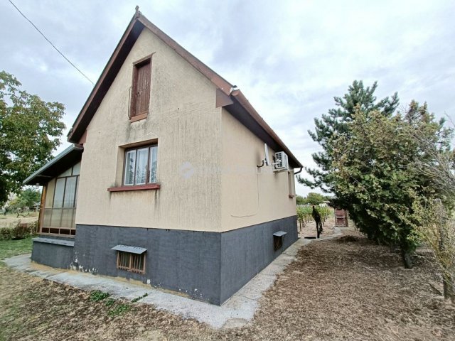 Eladó mezogazdasagi ingatlan, Kecskeméten 22.5 M Ft, 2 szobás