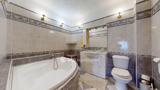 Eladó családi ház, Miskolcon 149 M Ft, 6 szobás