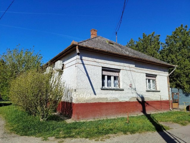 Eladó családi ház, Zagyvarékason 19.9 M Ft, 3 szobás