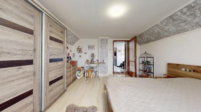 Eladó családi ház, Csengerben 42.8 M Ft, 5 szobás