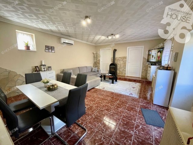 Eladó családi ház, Nagykőrösön 54.9 M Ft, 4 szobás