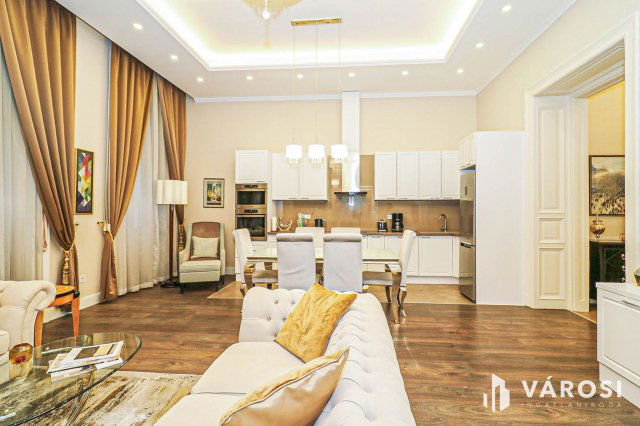 Eladó téglalakás, Budapesten, V. kerületben 191 M Ft, 3 szobás