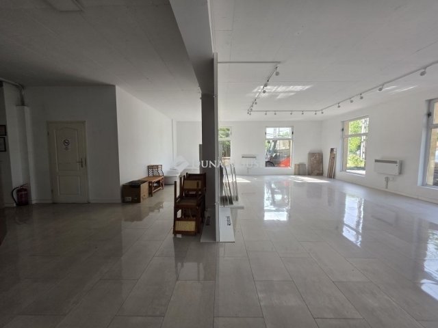 Eladó üzlethelyiség, Budapesten, X. kerületben 342.65 M Ft