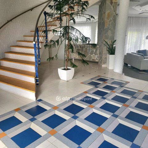 Eladó családi ház, Debrecenben 850 M Ft, 4 szobás