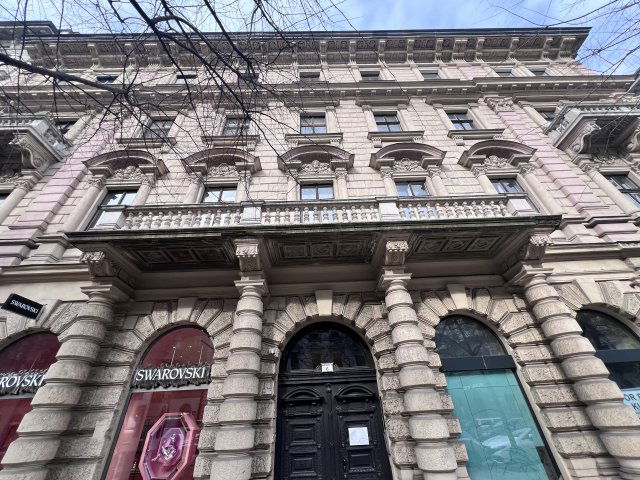 Eladó téglalakás, Budapesten, VI. kerületben 239.4 M Ft