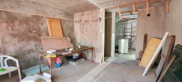 Eladó üzlethelyiség, Piricsen 4.5 M Ft, 1+1 szobás