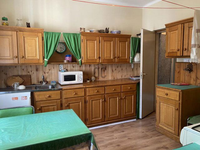 Eladó családi ház, Pusztaapátin 12.9 M Ft, 2 szobás