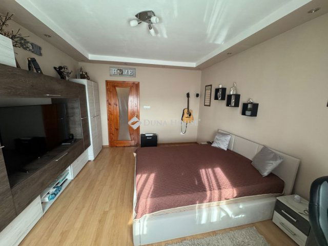 Eladó téglalakás, Mosonmagyaróváron 55.99 M Ft, 3 szobás