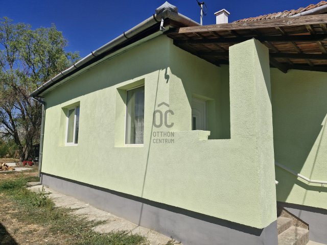 Eladó családi ház, Tiszasülyön 25.5 M Ft, 4 szobás