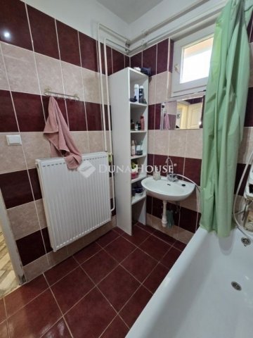 Eladó családi ház, Görcsönyben 79.9 M Ft, 3+2 szobás