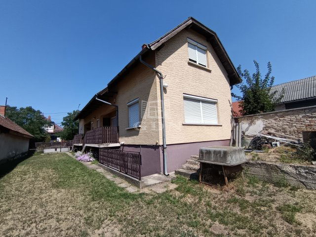Eladó ikerház, Kerepesen 91.99 M Ft, 6 szobás